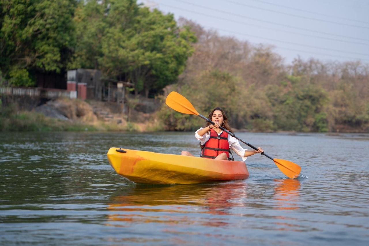 U Rivergate Karjat Exteriér fotografie