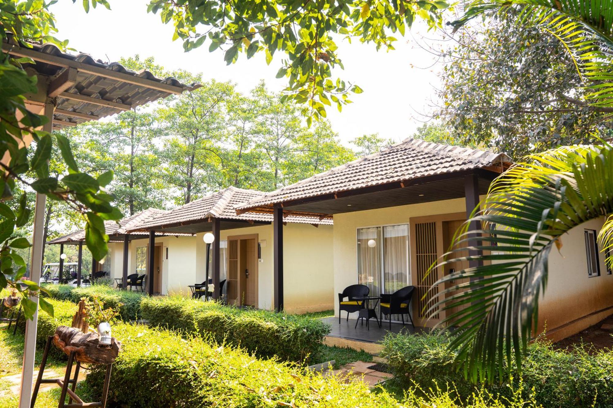 U Rivergate Karjat Exteriér fotografie
